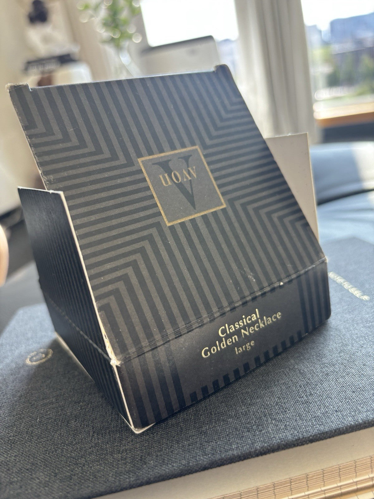 Vintage AVON 1995 Classic Golden Tone Choker Necklace Infinity Pendant W/ Box