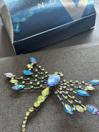 NWT Vintage AVON Giant Dragonfly Bug Insect Rhinestone Cute Dangle Pin Brooch