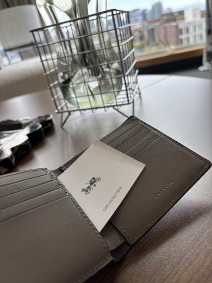 Rare COACH Retail Crocodile Embossed Leather Bifold Wallet Card Fog (org $225)