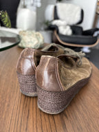 VINTAGE Tan Suede Espadrille Wedge Shoes Lace Up Moc Moccasin Toe Women’s Size 7