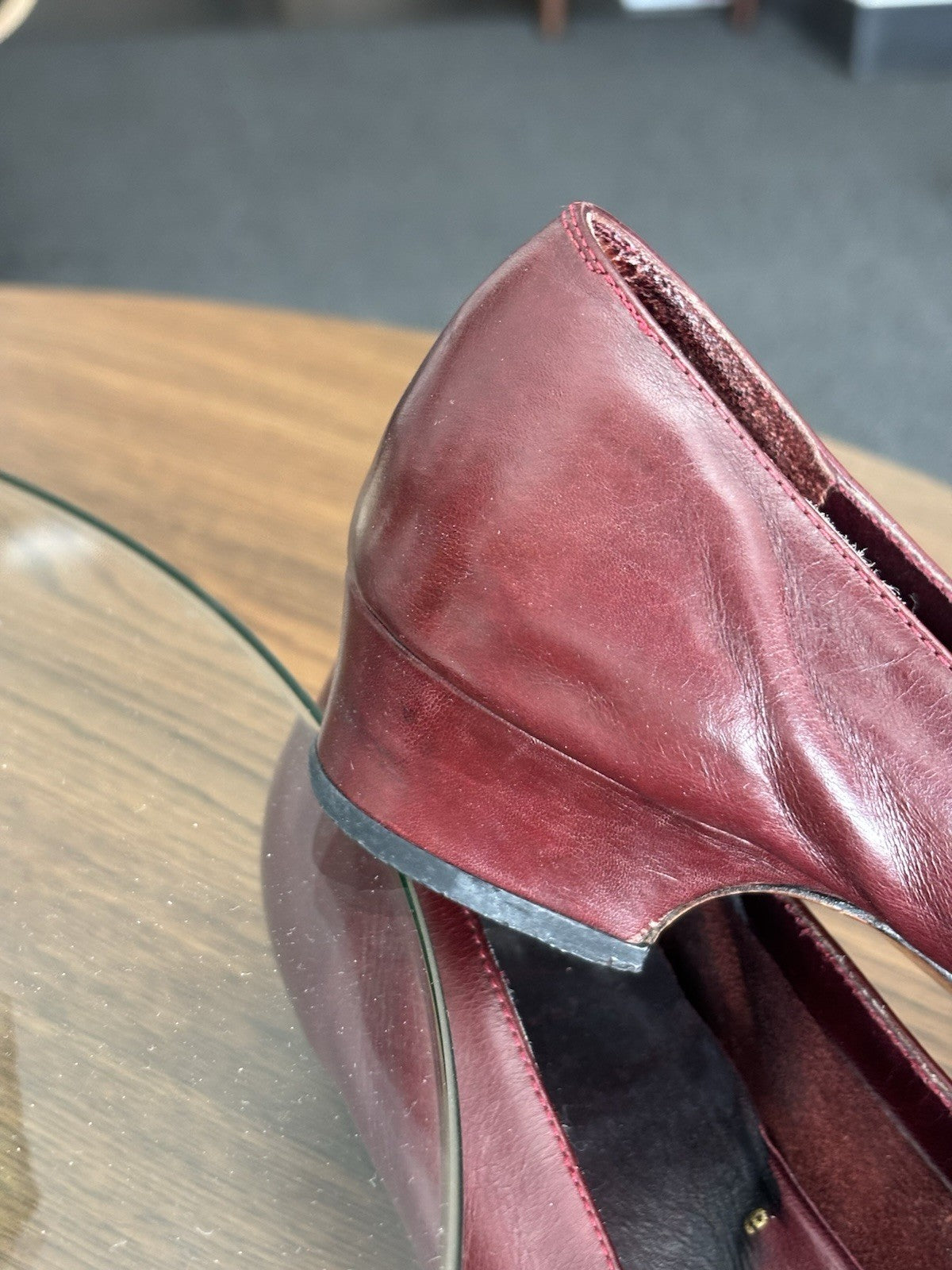 SALVATORE FERRAGAMO Vintage Italy Leather Maroon Bow Pumps Shoes 7.5 AA Narrow