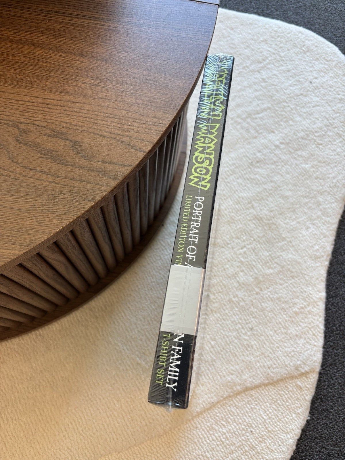 MARILYN MANSON PORTRAIT OF AN AMERICAN FAMILY  2009 VINYL BOX SET  W/ Lg T-SHIRT