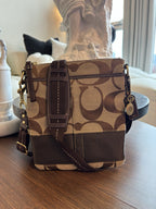 COACH Signature Jacquard Canvas Leather Trim Messenger Crossbody Bag Brown/Beige