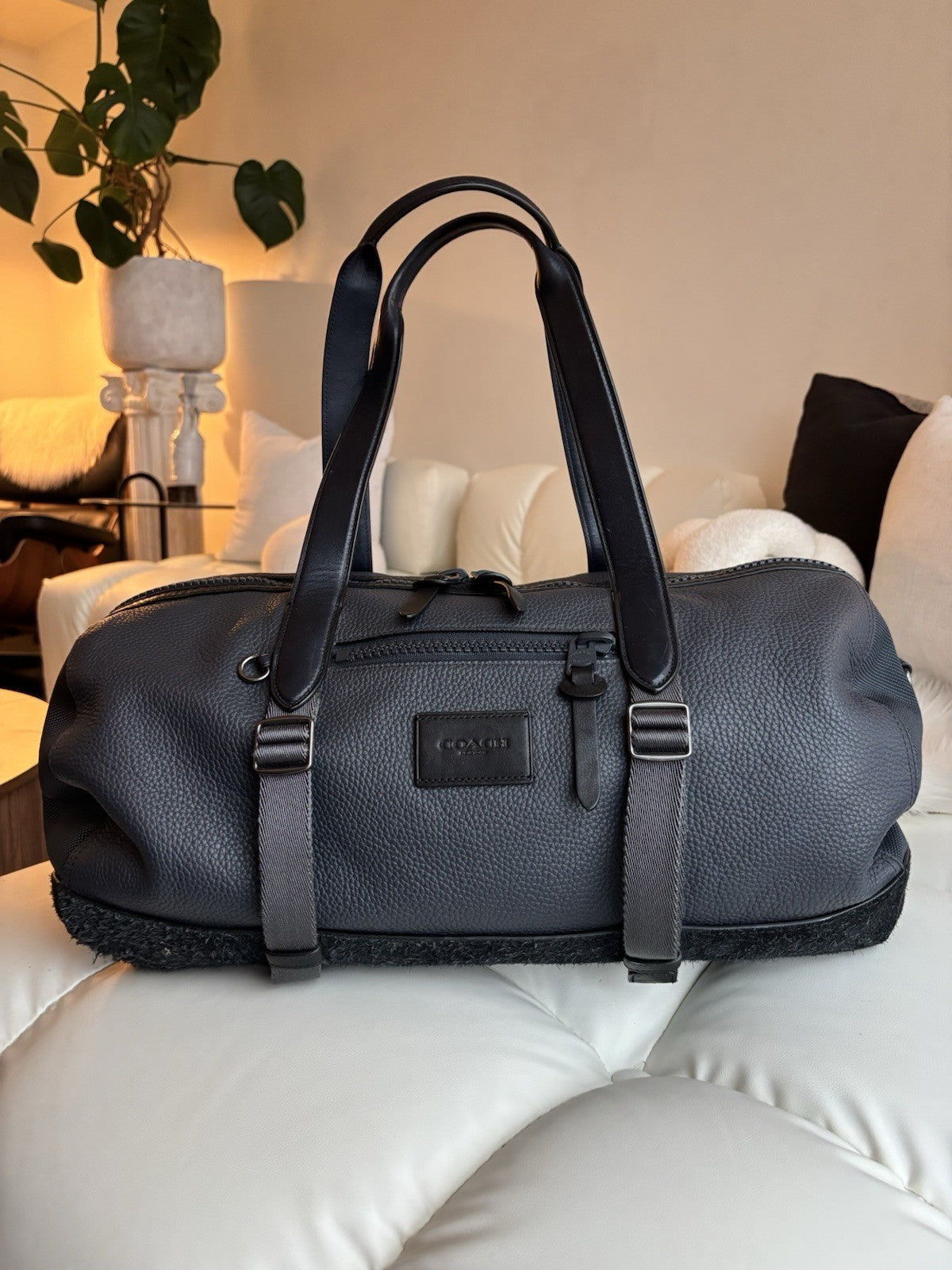 COACH Designer Duffle Gym Travel Bag Pebble Leather Navy Leather Sued (org $795)