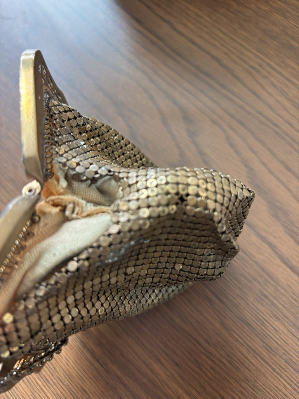 1940 VINTAGE Whiting & Davis Gold Mesh Evening Bag Purse Art Deco KissLock Clasp