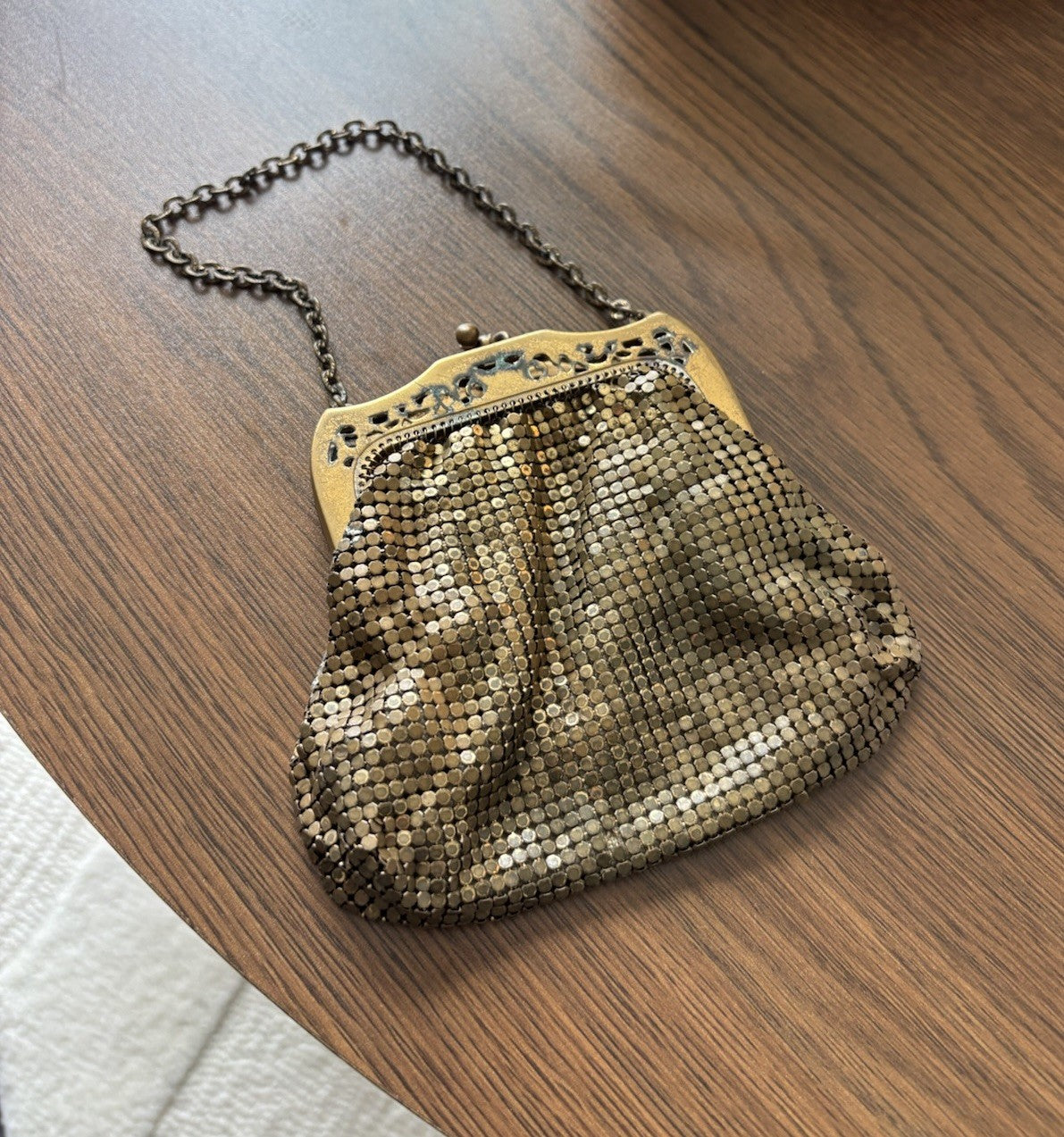 1940 VINTAGE Whiting & Davis Gold Mesh Evening Bag Purse Art Deco KissLock Clasp