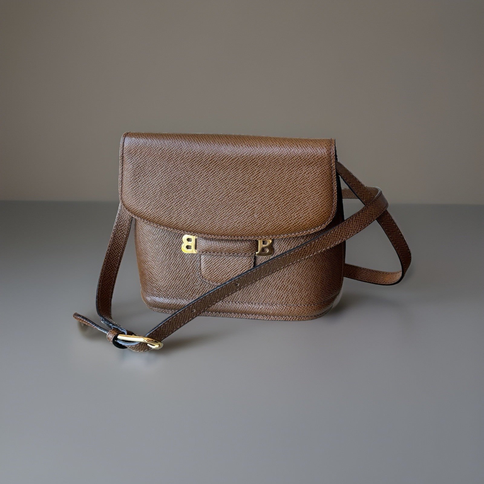 BALLY Brown Crossgrain Leather Shoulder Bag Gold Hardware Logo Purse (org $650)