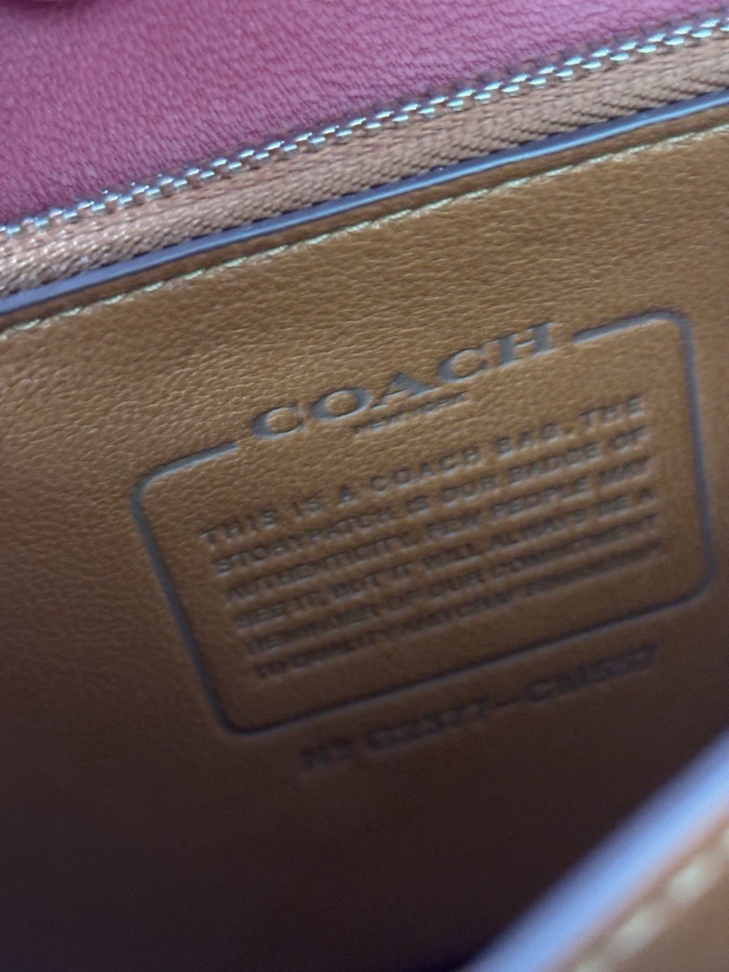 COACH Runway Red Leather Logo Idol Shoulder Bag Chain Crossbody Strap (org $695)