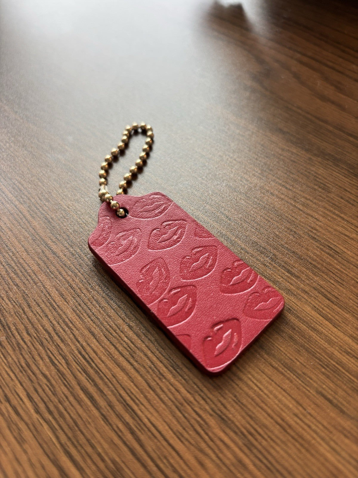 COACH Designer Kiss Lips Red Gloss Hanging Leather Bag Tag Charm Fob Gold Chain