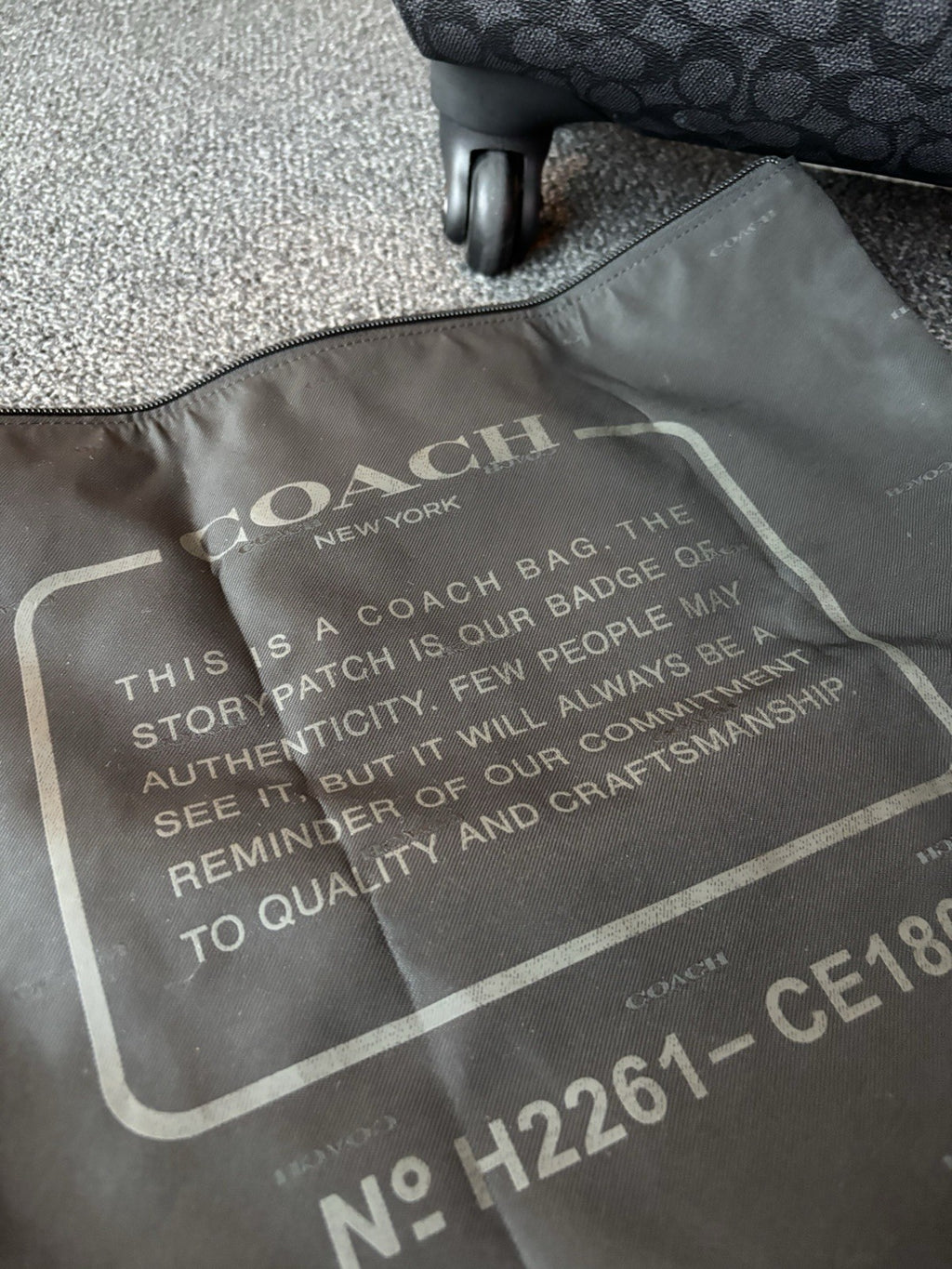 COACH Designer Logo Luggage/ Carry On Roller Wheeled Travel Bag Black (org $795)