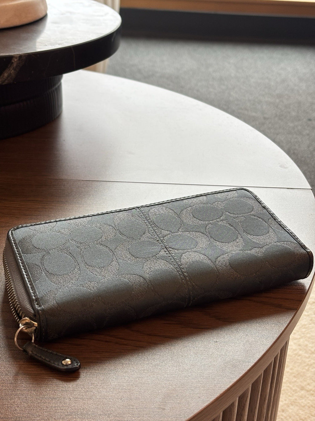 COACH Accordion Zip Wallet Metallc Gray Leather Signature Jacquard (org $198)