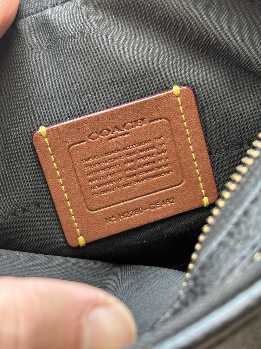 COACH Charter Crossbody Bag Black Polished Pebble Leather Gunmetal Double Zip