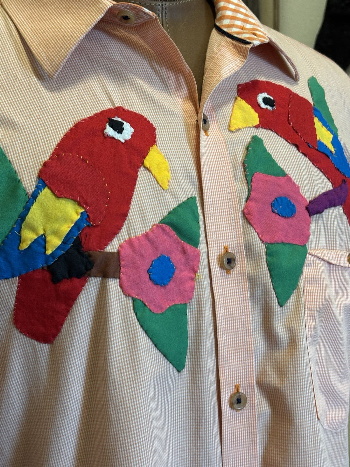 Vintage CARVEN Rare 1991 Designer Embroidered Tropical Parrots Button-Up Size M