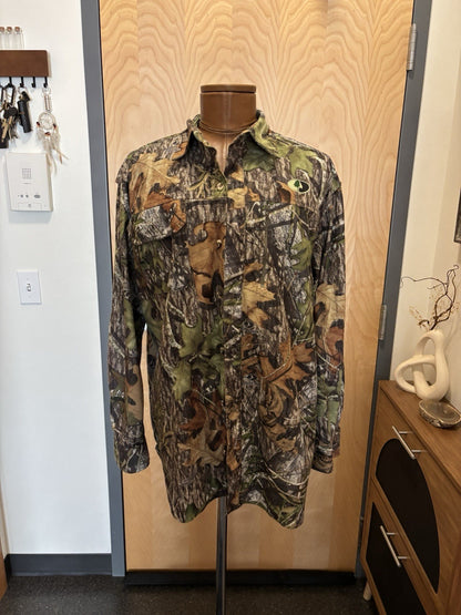 Mossy Oak Tree Camo Button-Up Shirt Size Large Russell Outdoors NWOT (org $45)
