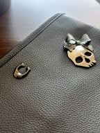 NWT COACH Essential Pouch 28 Black Pebble Leather Travel Case W/Coach Skull+Bow