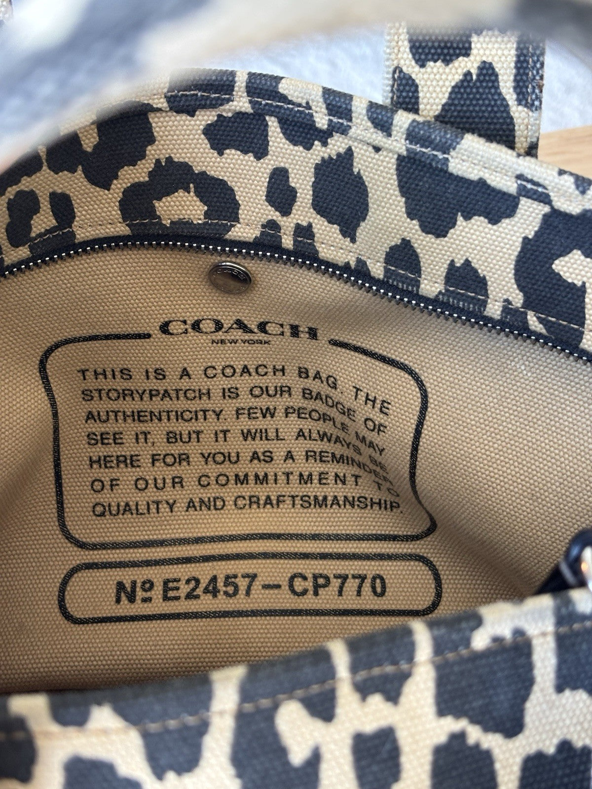 COACH Cargo Tote 26 Leopard Print Cotton Canvas Crossbody Bag CP769 (org $395)