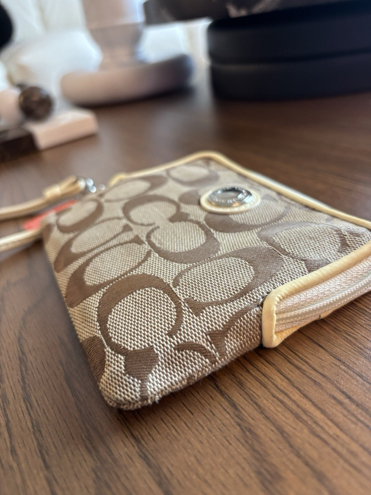 COACH Vintage Signature Print Leather Trim ZipTop Credit Card Wristlet (org $75)
