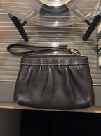 COACH Vintage 2005 Black Cow Leather Wristlet Silver Zip Pouch Contrast Stitch
