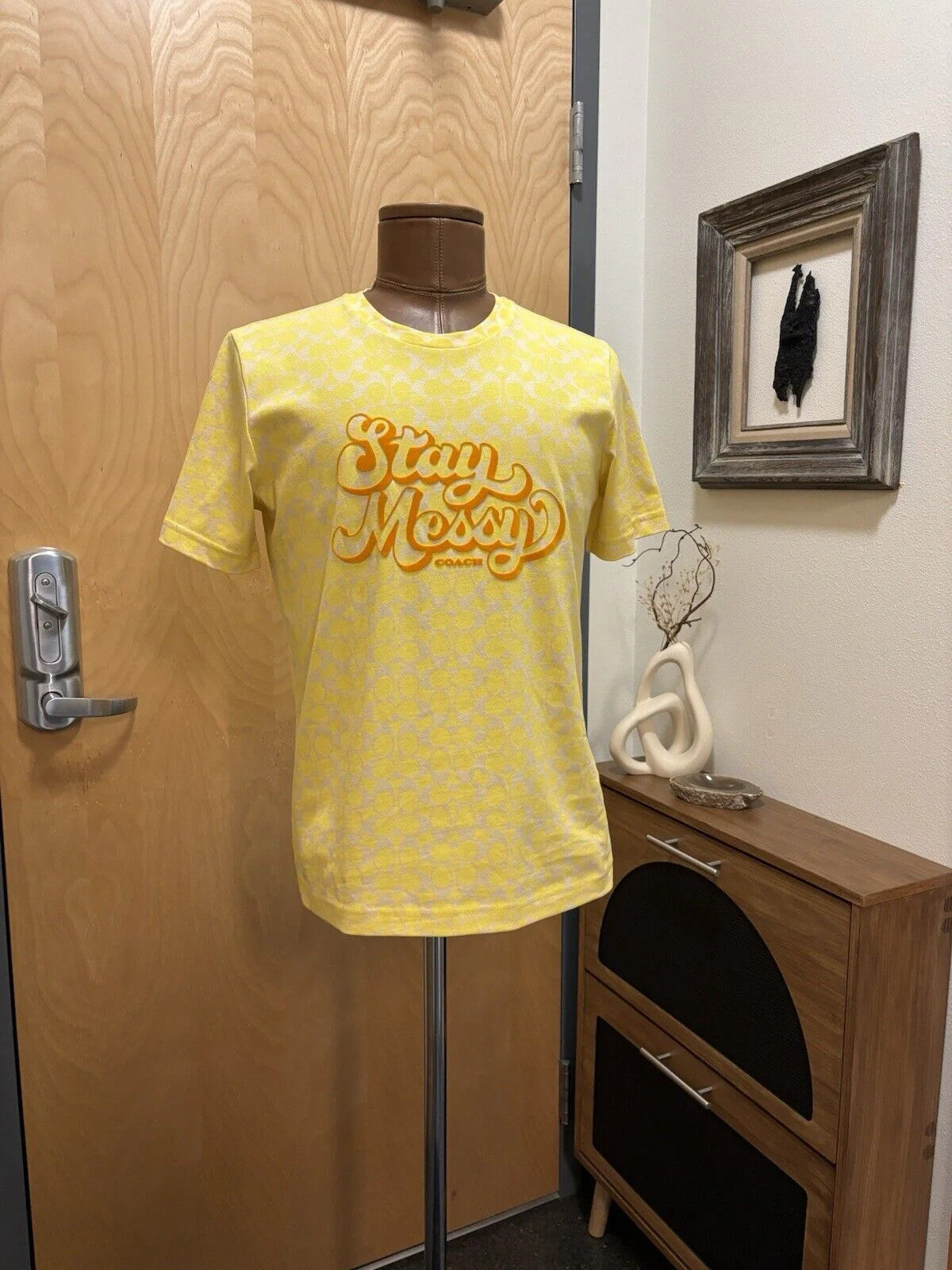 COACH Designer T Shirt Retro Fuzzy Graphic “Stay Messy” Yellow Size M (org $150)