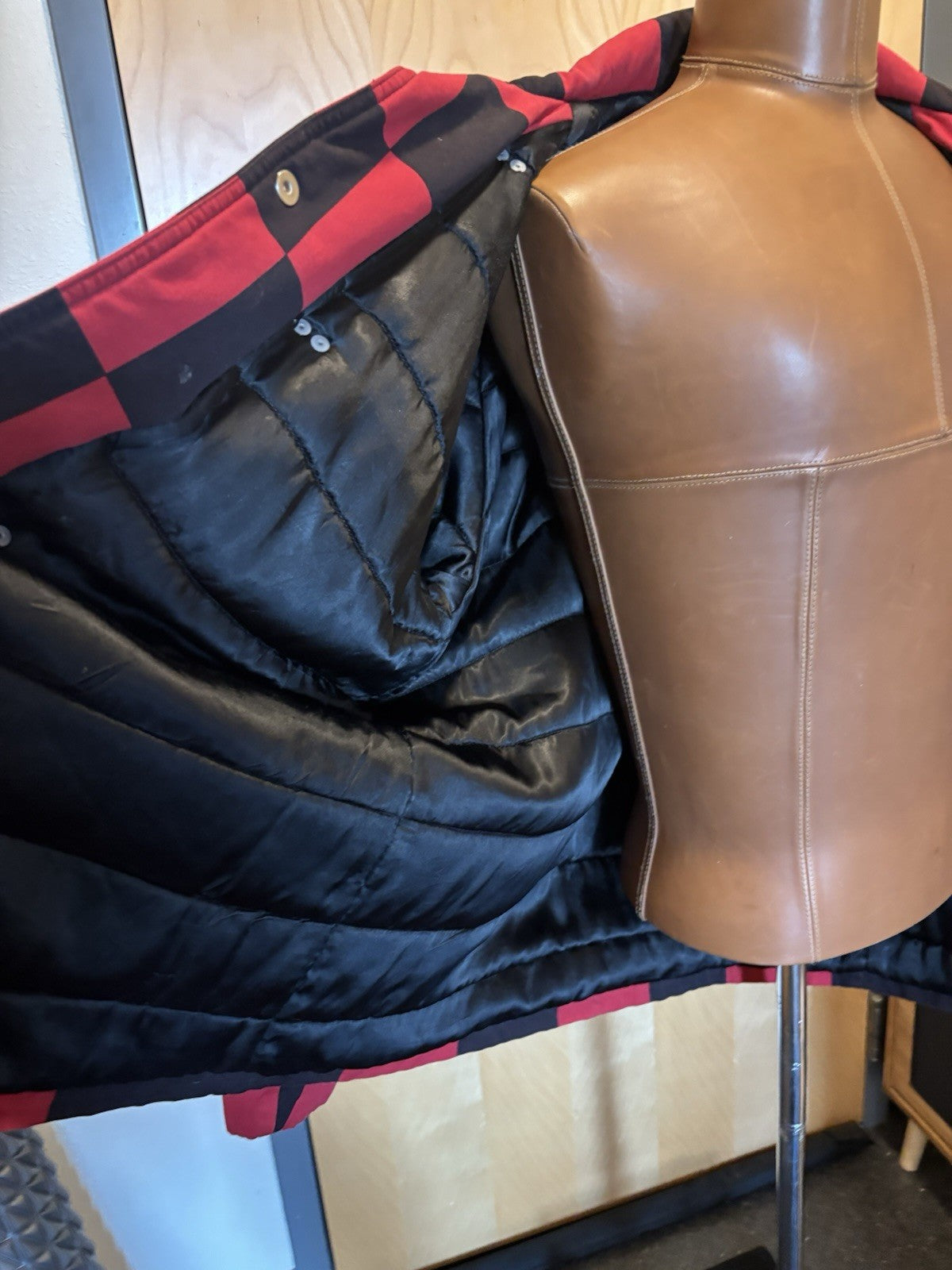 ESPRIT 1990’s Vintage Red/Black Checkered Toggle Coat Jacket 100% Cotton Medium