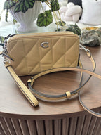 COACH Quilted Pillow Leather Crossbody Wristlet Kira Bag Hay/Yellow (Org $295)