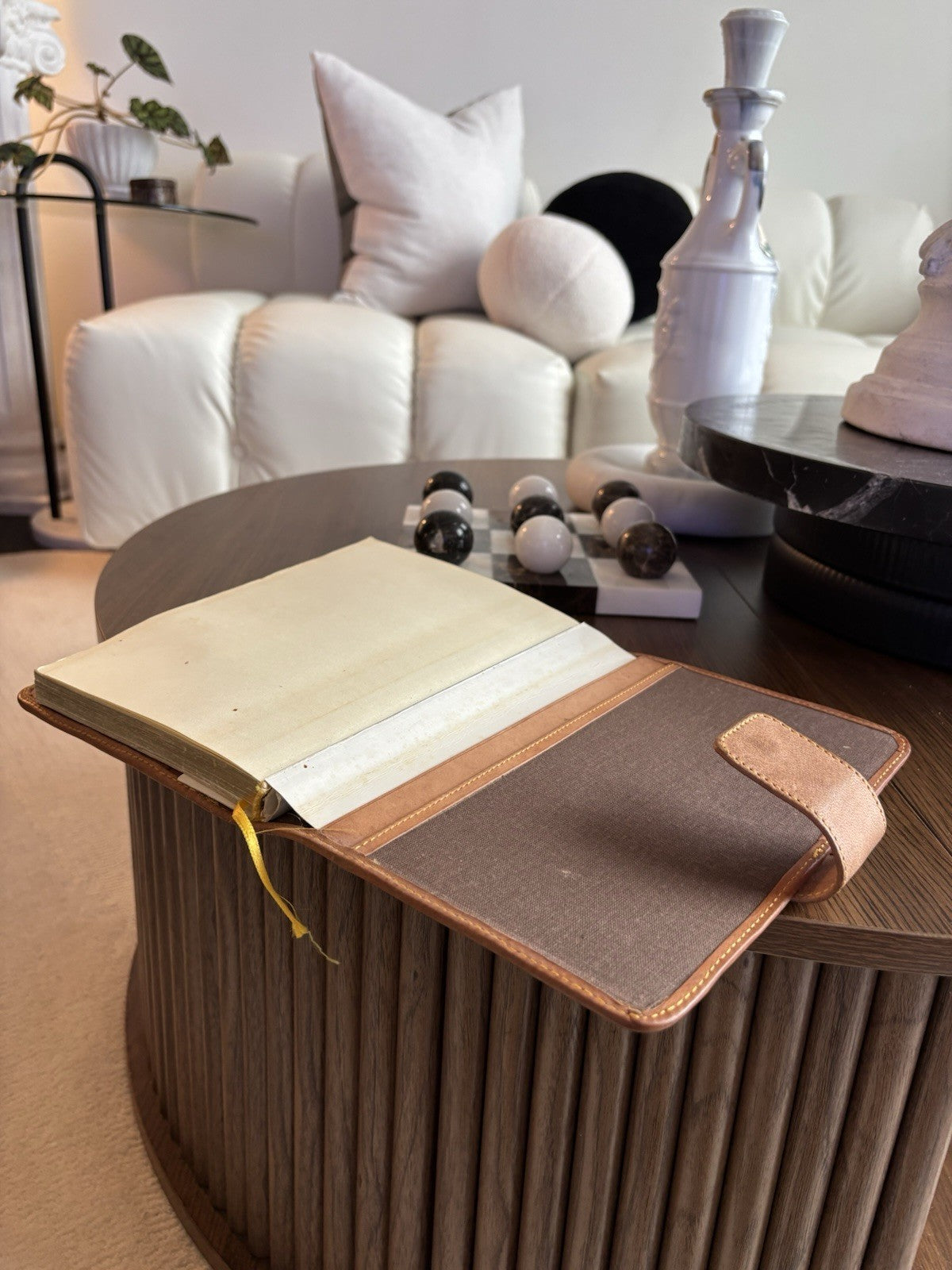 LOUIS VUITTON Vintage Monogram Agenda Day Planner Cover Brown & Tan (org $850)