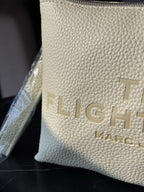 MARC JACOBS “THE FLIGHT CASE” Pebbled Leather Wristlet Pale Mint Green NWOT