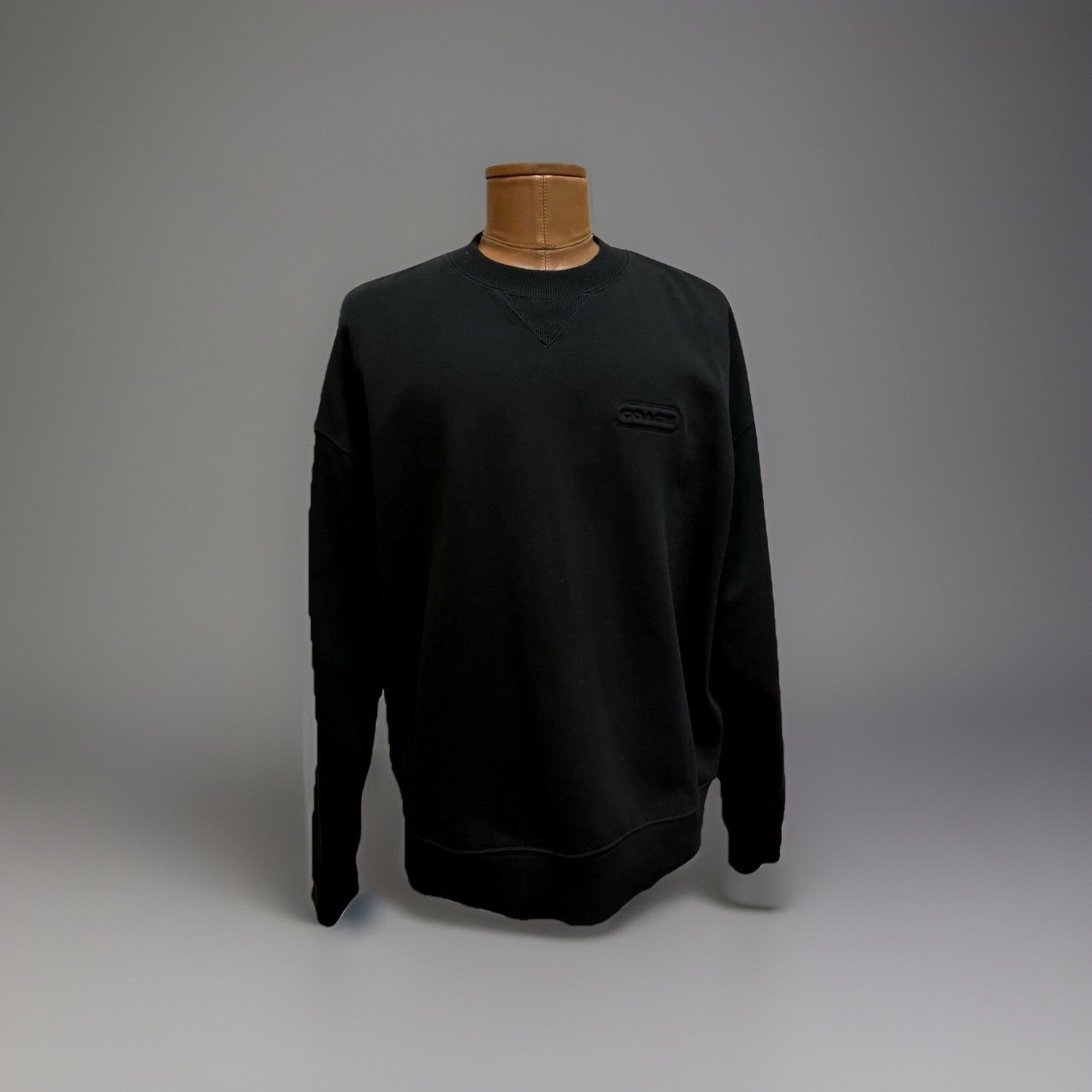 Designer COACH Essential Crew Neck Sweater Classic Heritage Black Size M ($250)