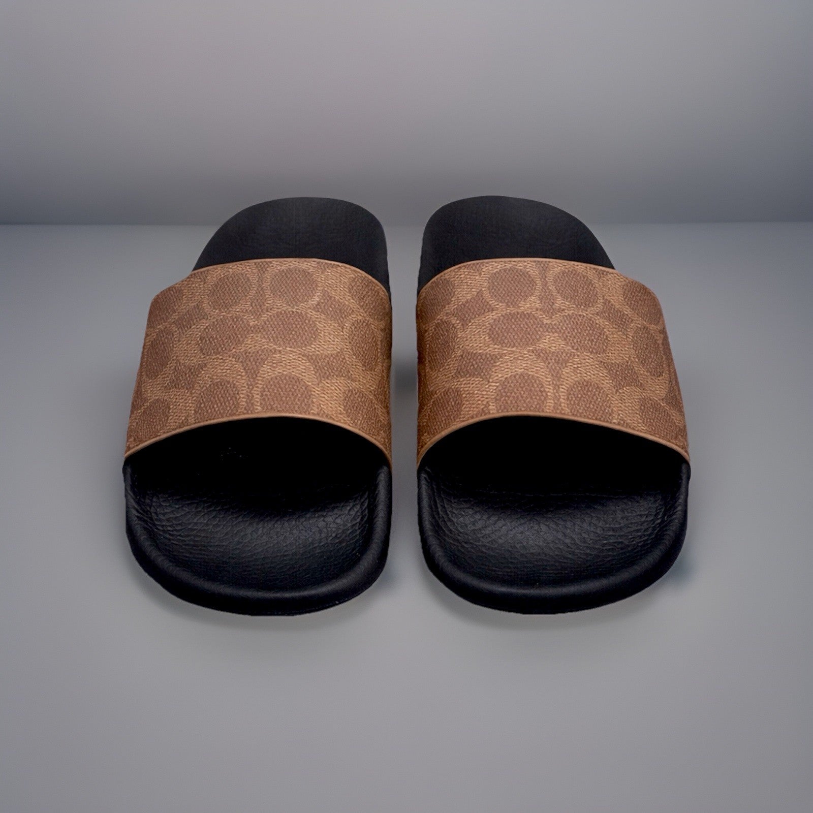 COACH Designer Sport Slide Signature “C” Pool Black/Tan Women Size 6 (org $195)