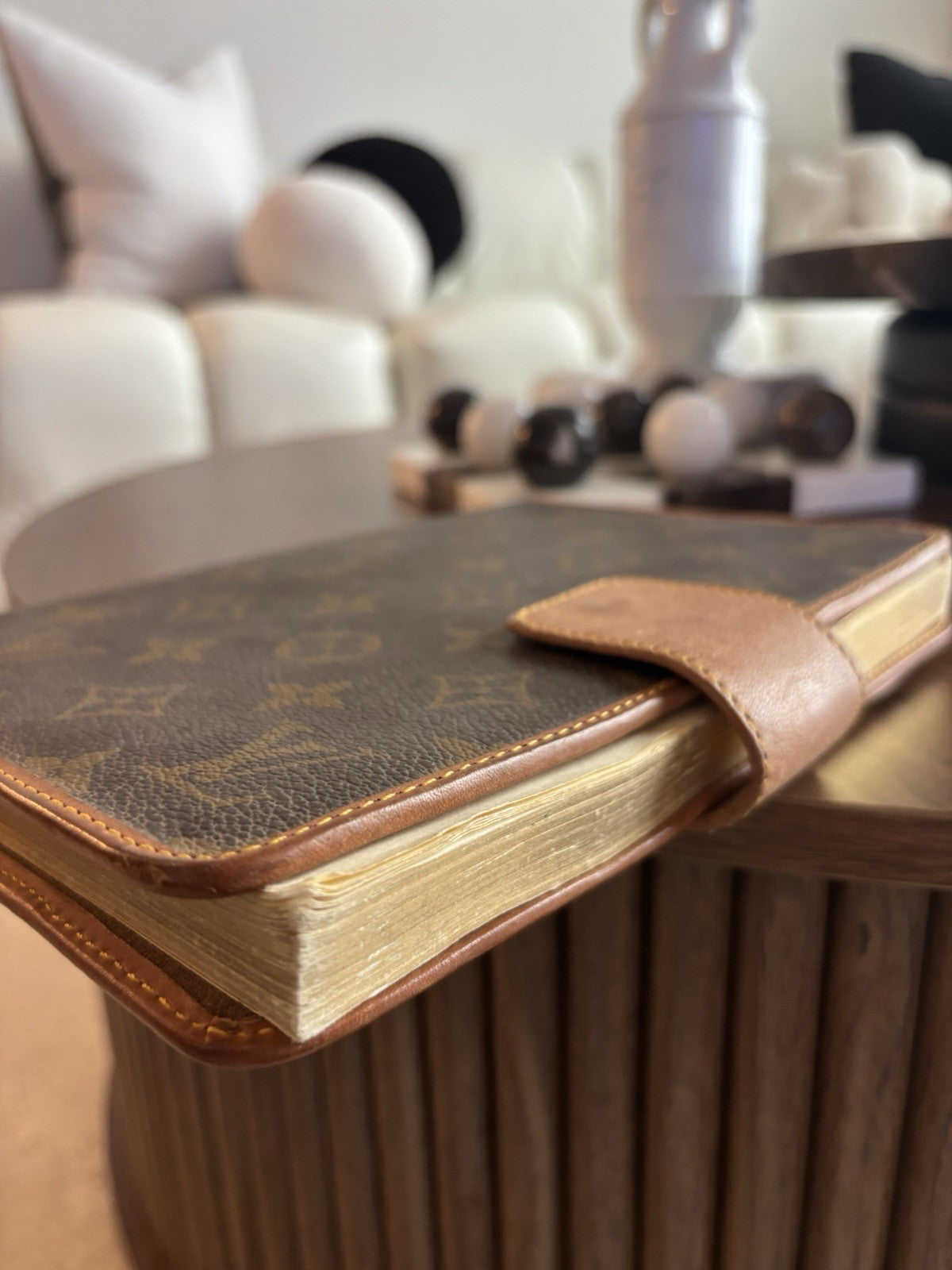 LOUIS VUITTON Vintage Monogram Agenda Day Planner Cover Brown & Tan (org $850)