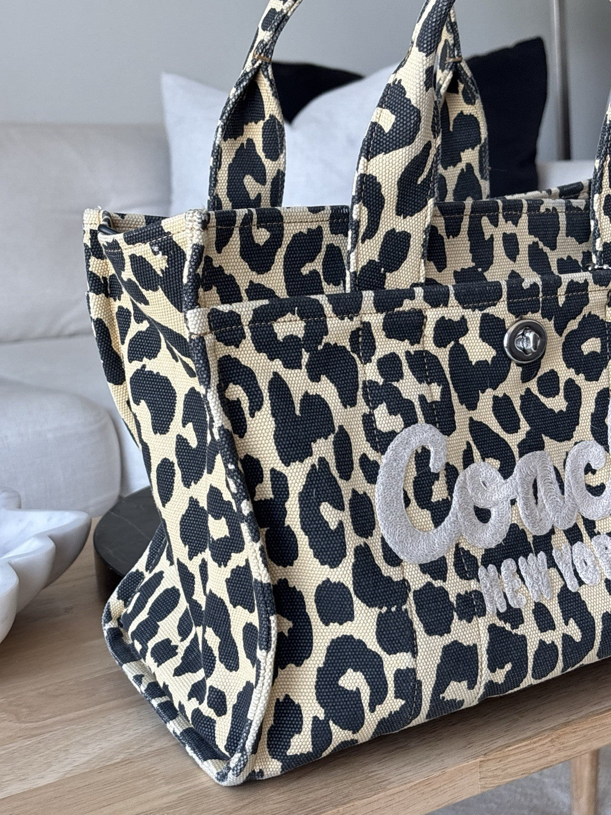 COACH Cargo Tote 26 Leopard Print Cotton Canvas Crossbody Bag CP769 (org $395)