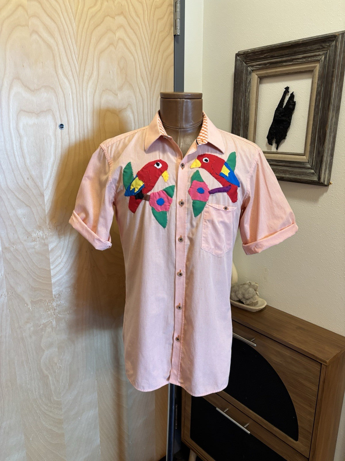 Vintage CARVEN Rare 1991 Designer Embroidered Tropical Parrots Button-Up Size M