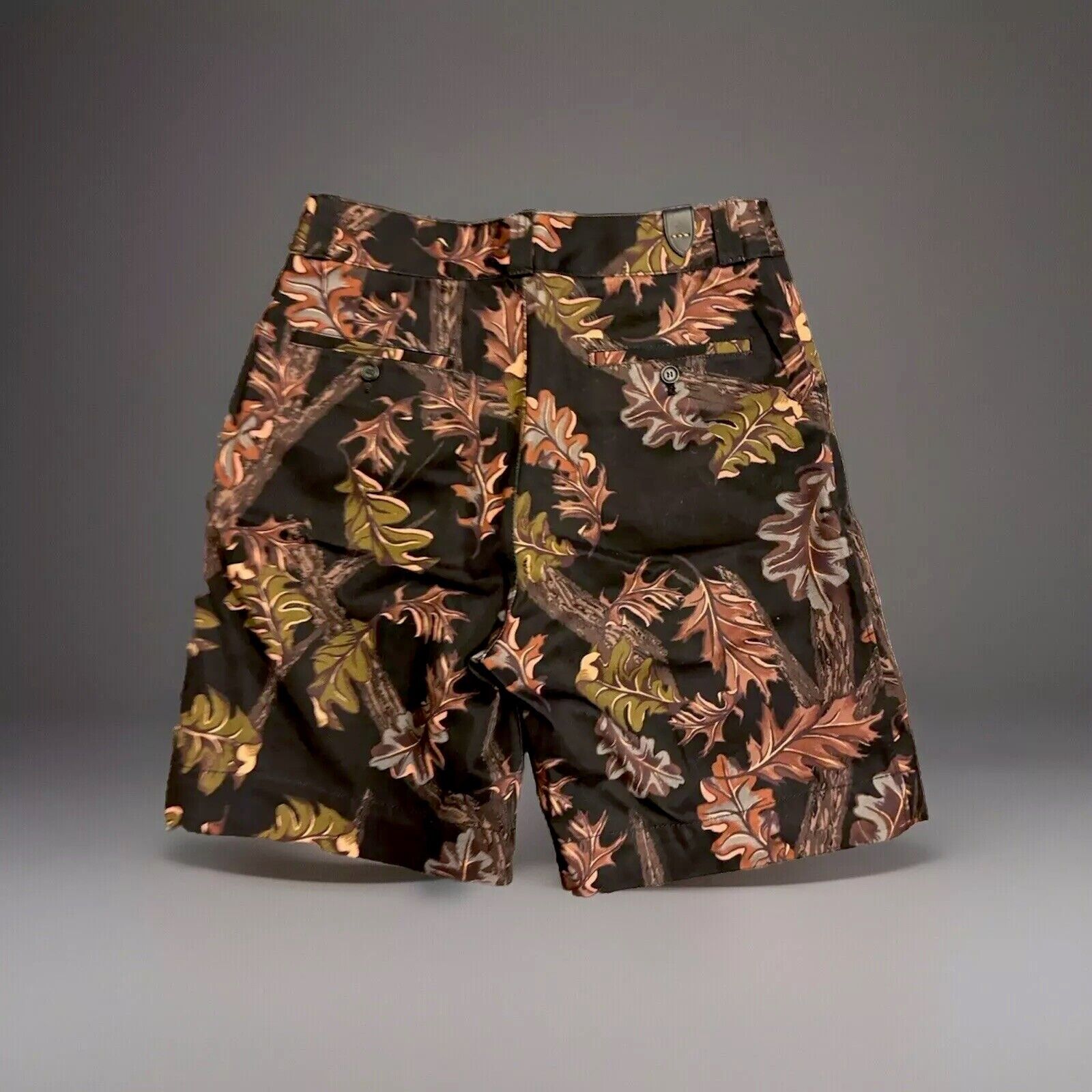 COACH Runway Limited Edition Fall/Leaf Camouflage Printed Shorts Size 30 ($350)