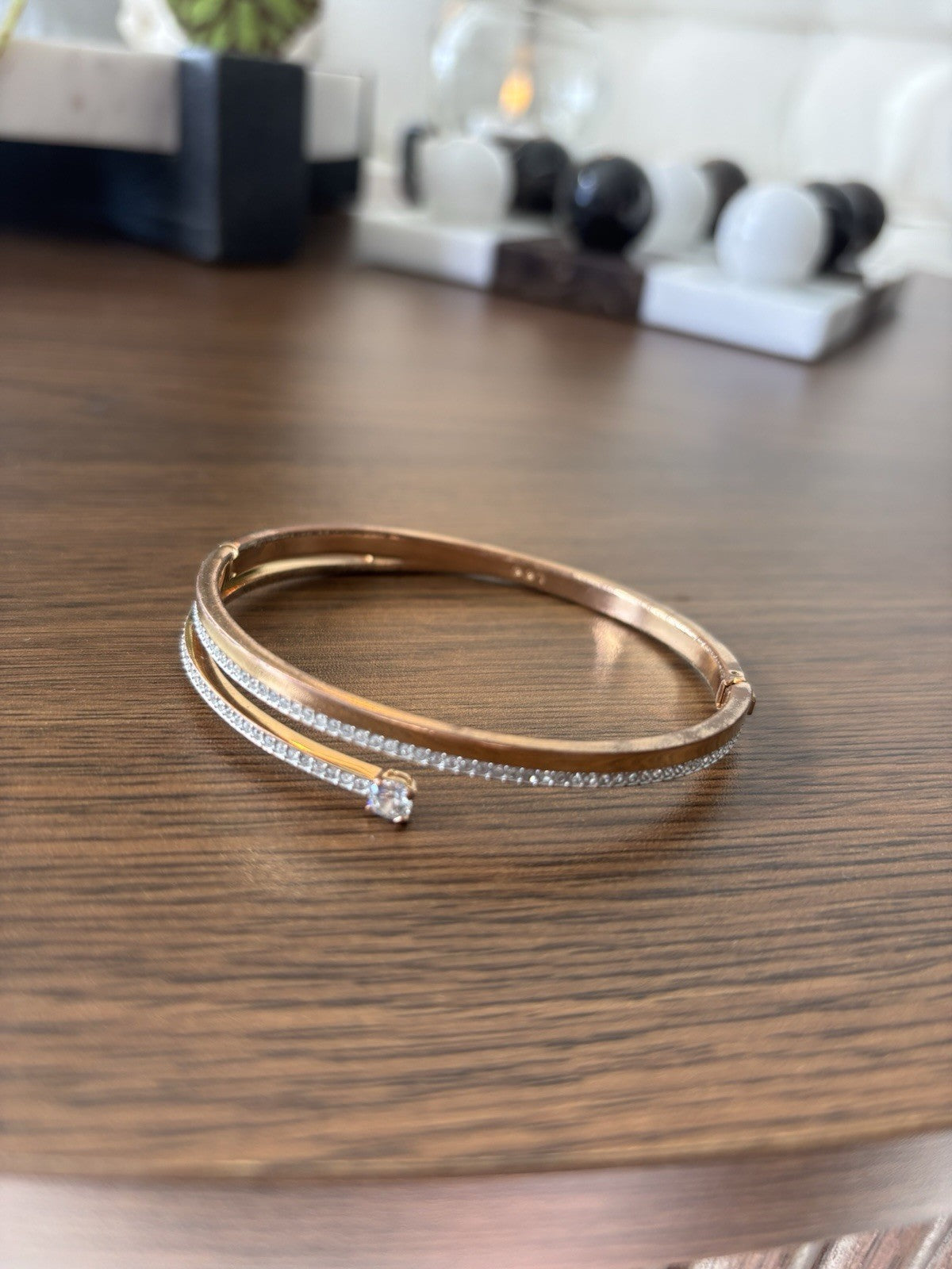 SWAROVSKI “Fresh” Bangle White Crystals Rose Gold Tone Plated Size S (org $150)