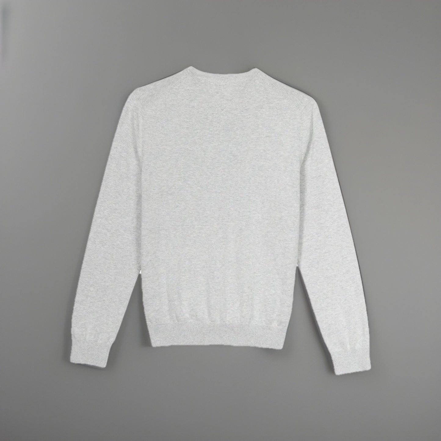 TOMMY HILFIGER Classic V-Neck Sweater Logo Pullover Gray Men Size L (org $75)