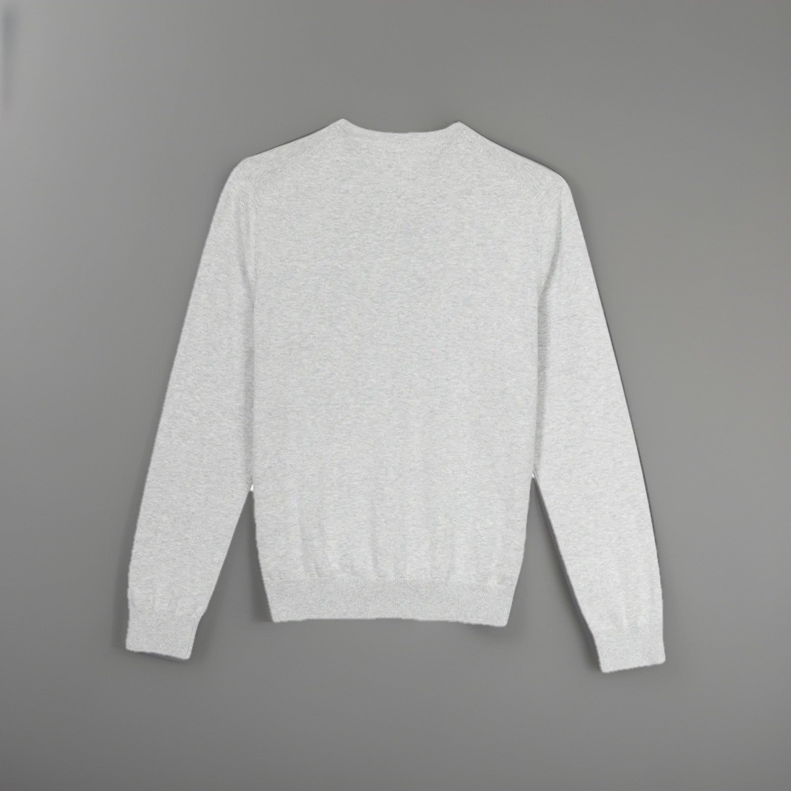 TOMMY HILFIGER Classic V-Neck Sweater Logo Pullover Gray Men Size L (org $75)