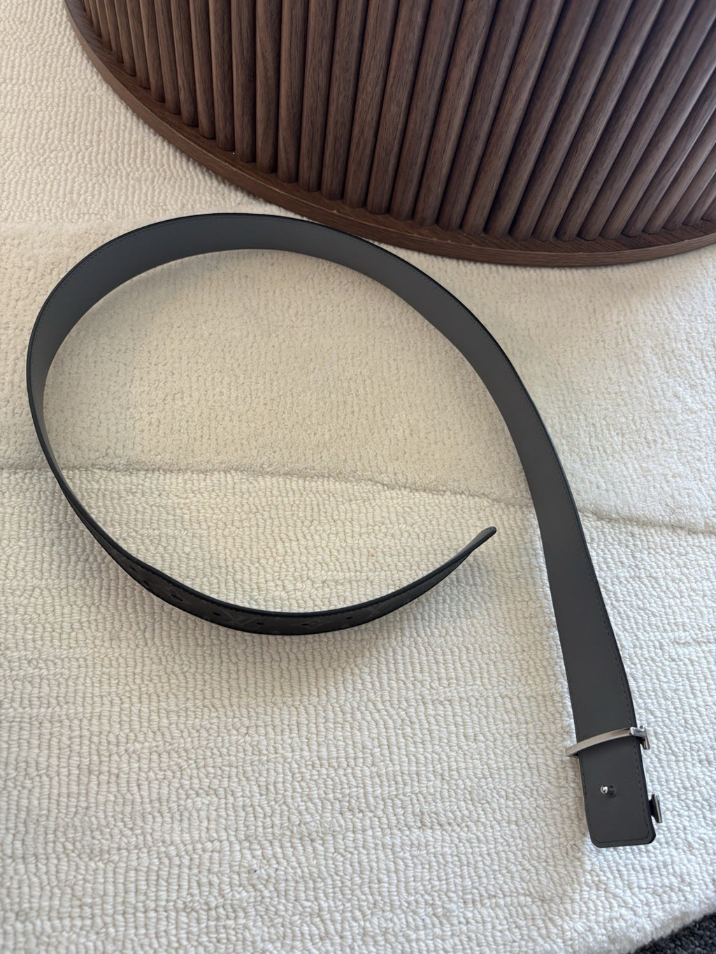 LOUIS VUITTON Authentic Eclipse Belt Black LV Reversible Logo Men 32 (org $650)