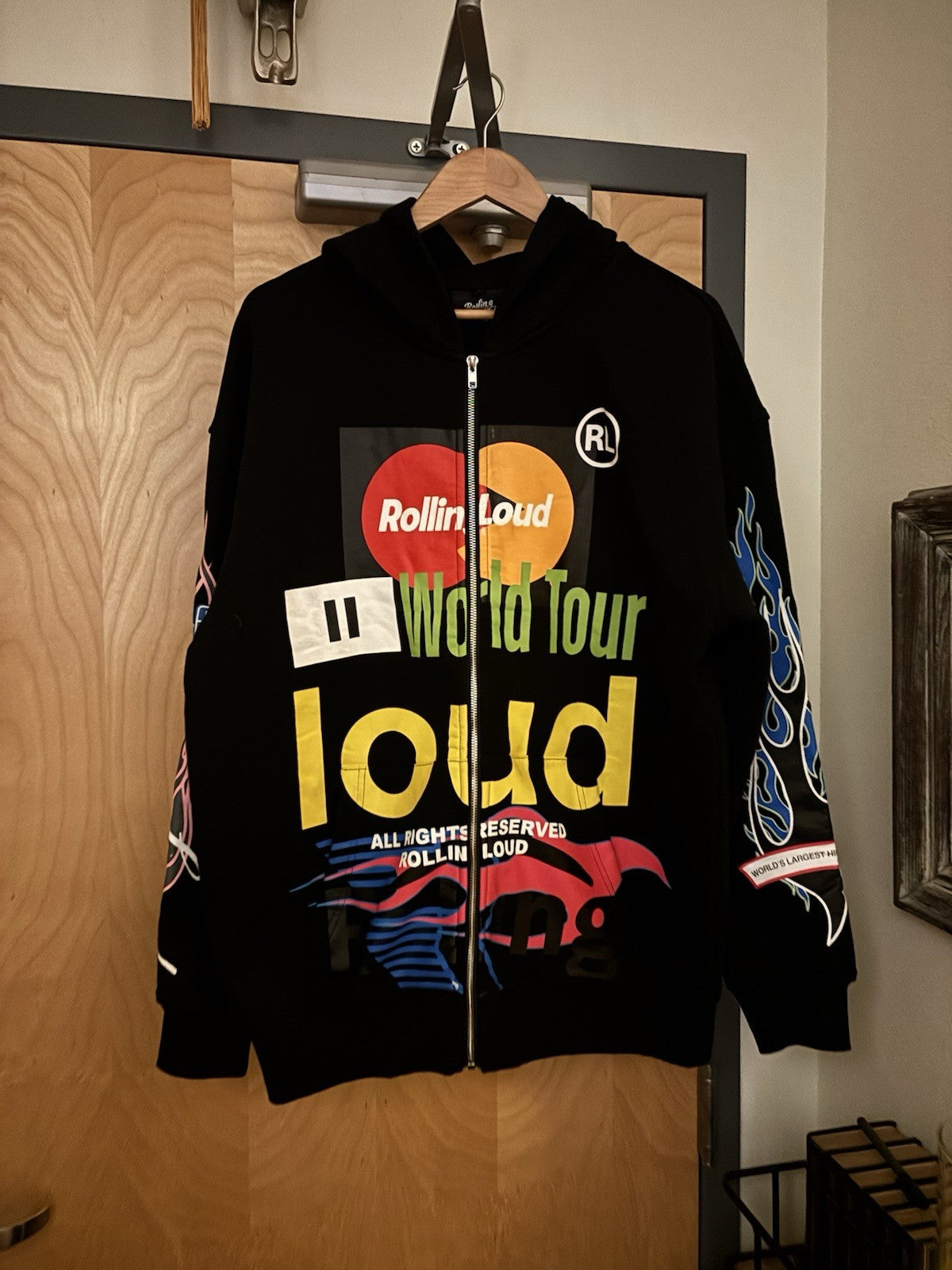 ROLLING LOUD MIAMI 2024 X MASTERCARD Black Graphic Logo Racing Zip Hoodie Size L