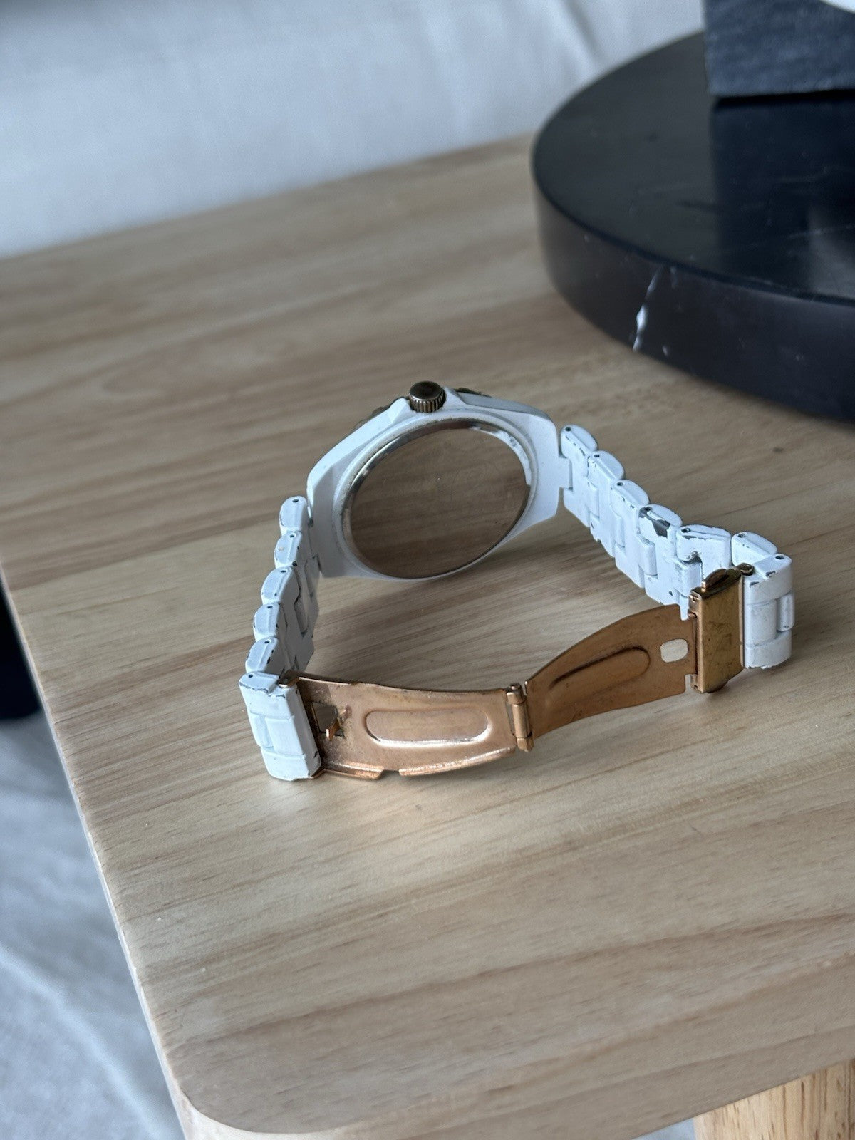 DISNEY Mickey Mouse Rose Gold Crystal White Link Watch Full Length Needs Battery