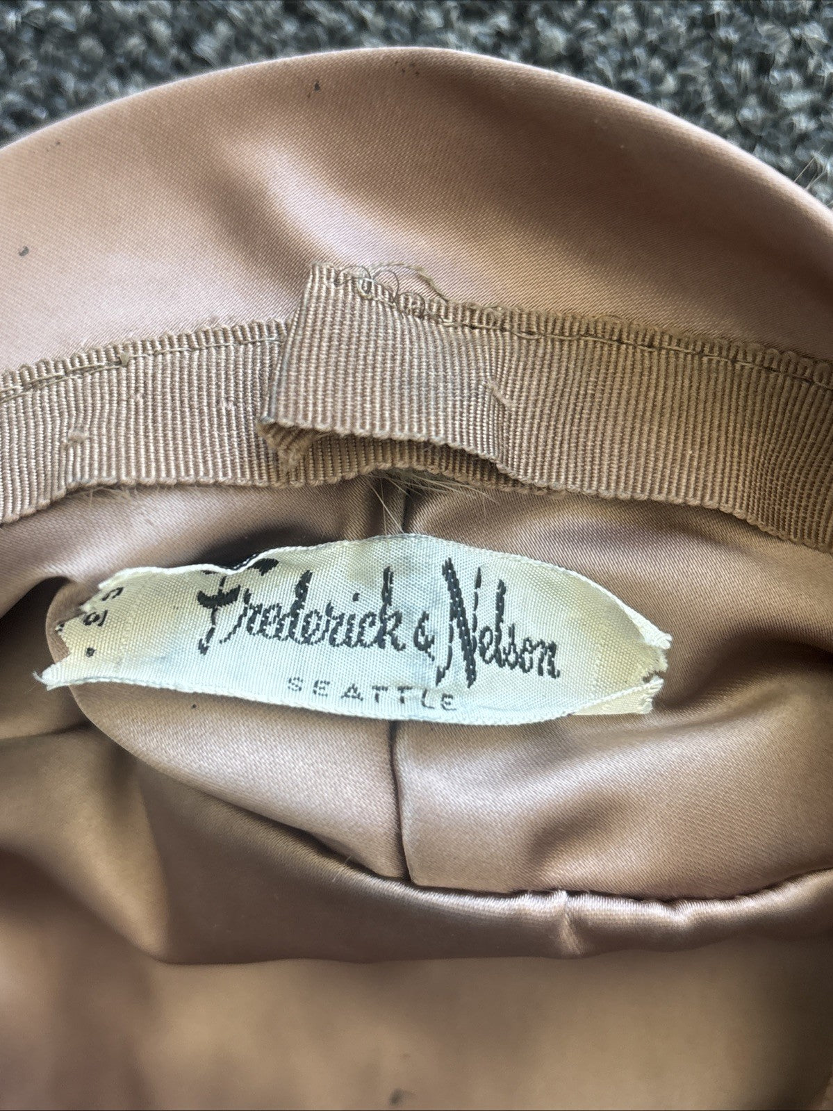 1951 Vintage Frederick & Nelson Seattle Honey Blonde Real Mink Hat & Collar Set