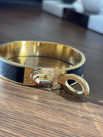 COACH 2006 Black Saffiano Leather Gold Turnlock Bangle Bracelet Hinged Vintage