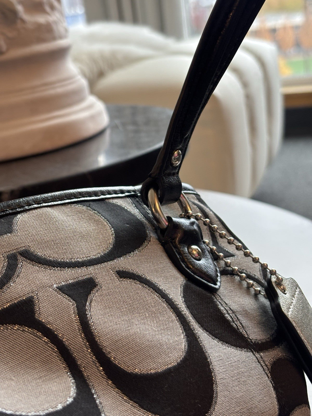 Designer COACH Brand Daisy Outline Signature Mia Crossbody F23940 Silver/Black