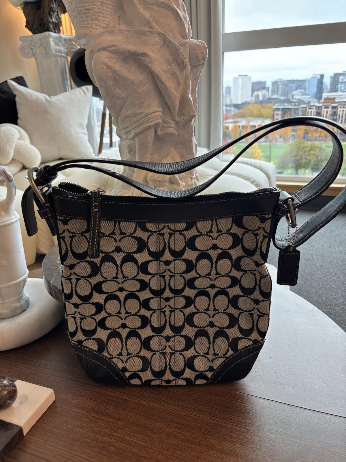COACH Vintage Bucket Bag Handbag Black Leather Canvas Adjusting Strap (org $350)