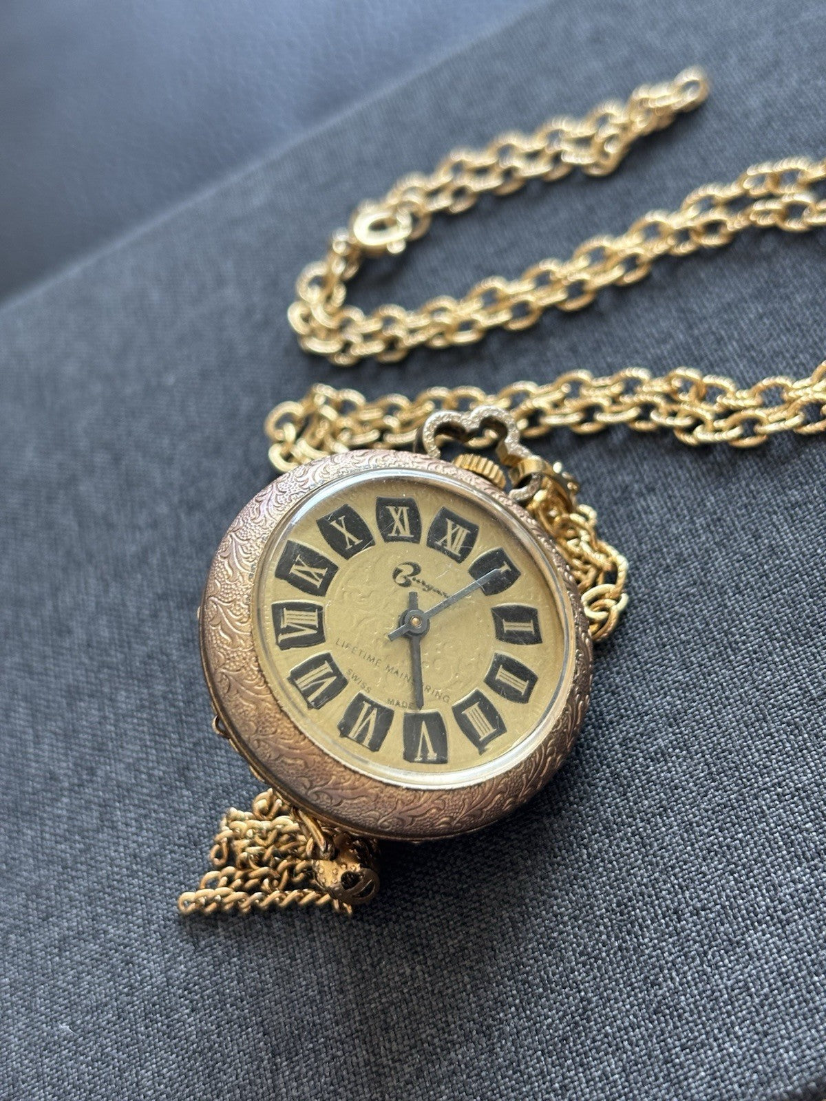 Vintage 1972 AVON Pendant Swiss Movement Watch Necklace Amber Stone Gold Tassel