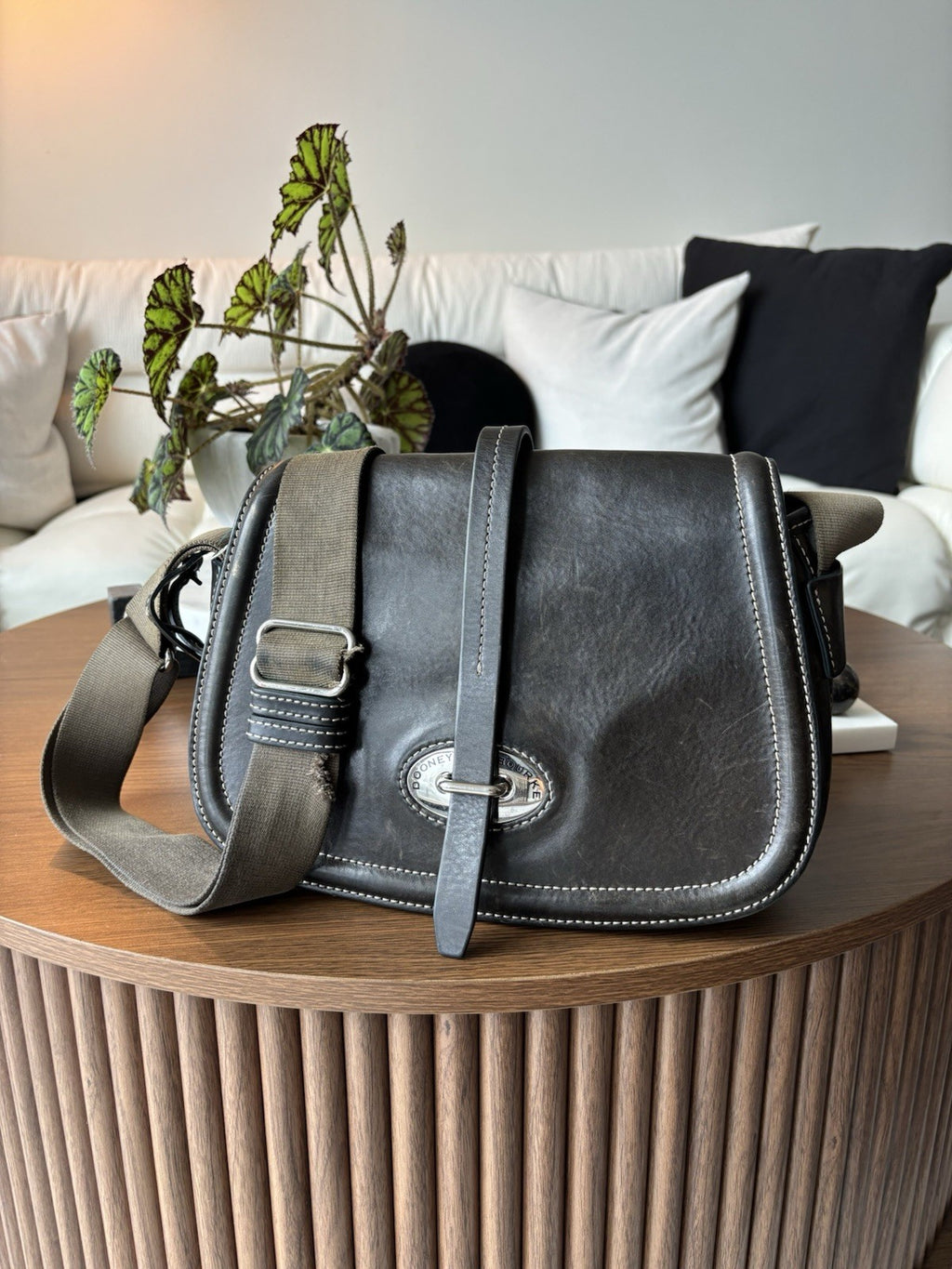 DOONEY & BOURKE Vintage Florentine Leather Calf Satchel Saddle Bag Brown Smooth