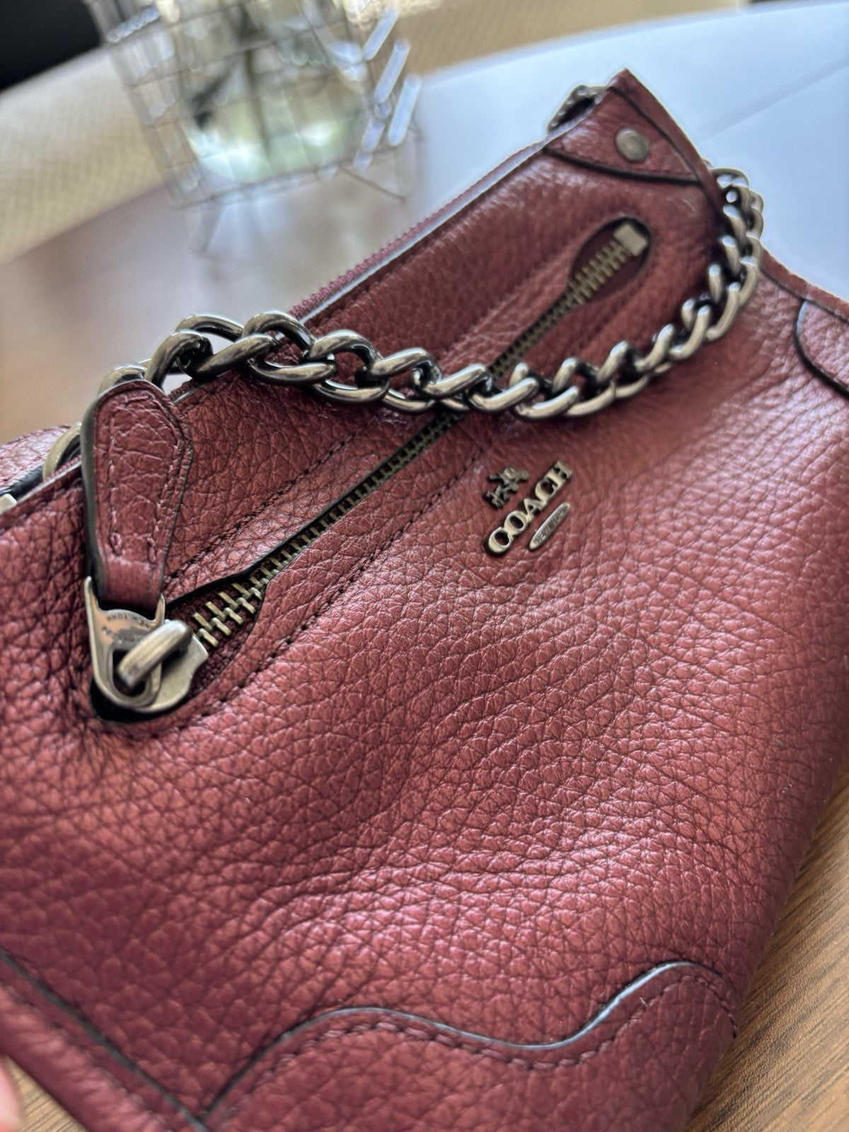 Designer COACH Brand Metallic Magenta Leather Crossbody Bag Clutch (org $295)