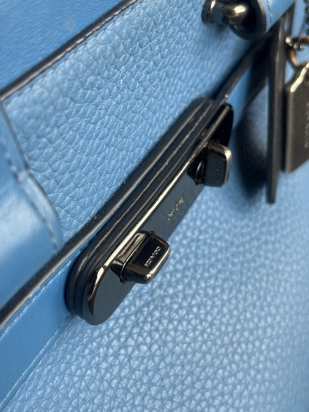 COACH Swagger 27 Pebble Leather Satchel Bag Electric Blue Top Handles (org $395)