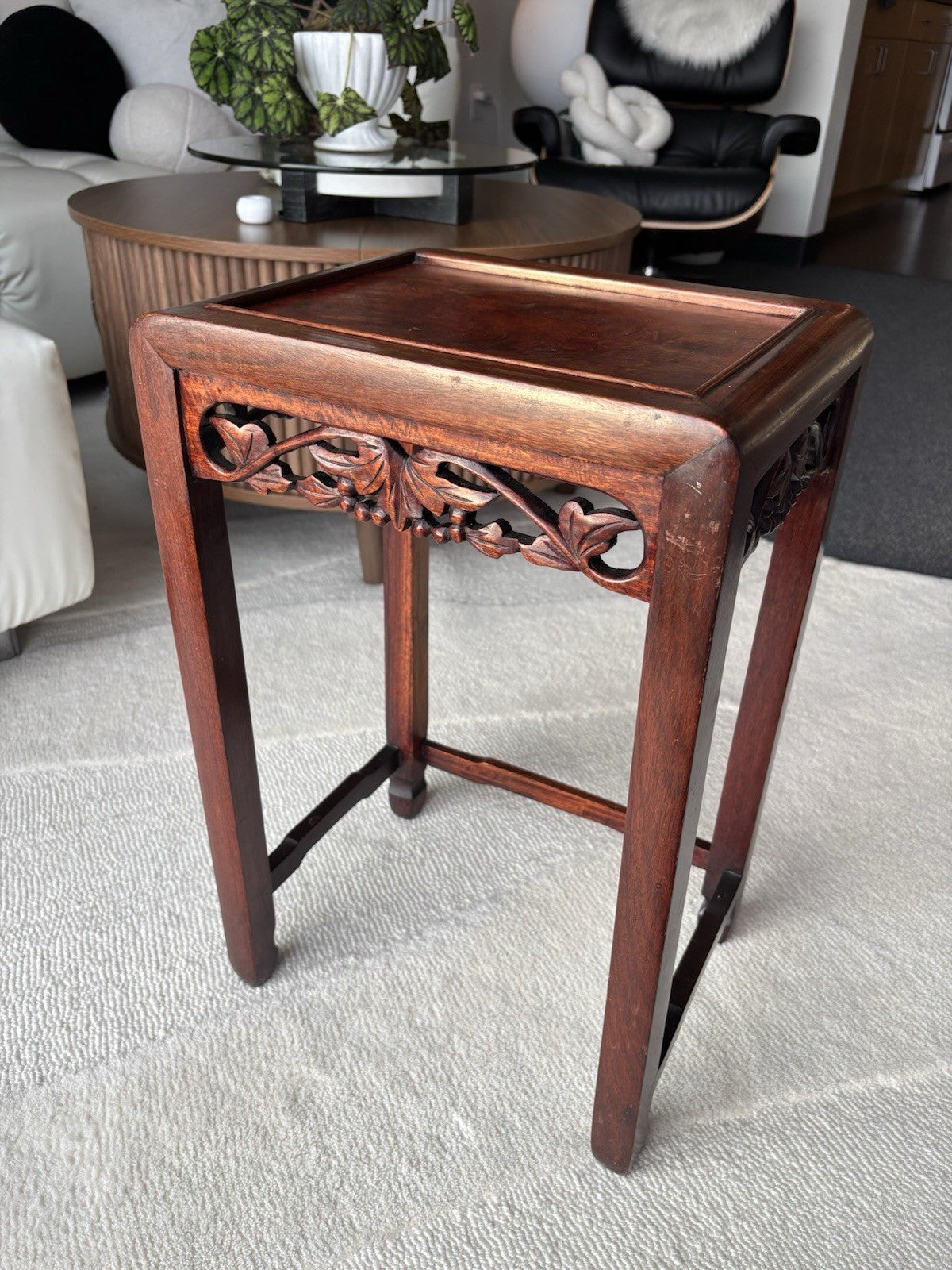 ANTIQUE Chinese Rosewood Pedestal Stand Carved Hardwood Plant Tea Side Table