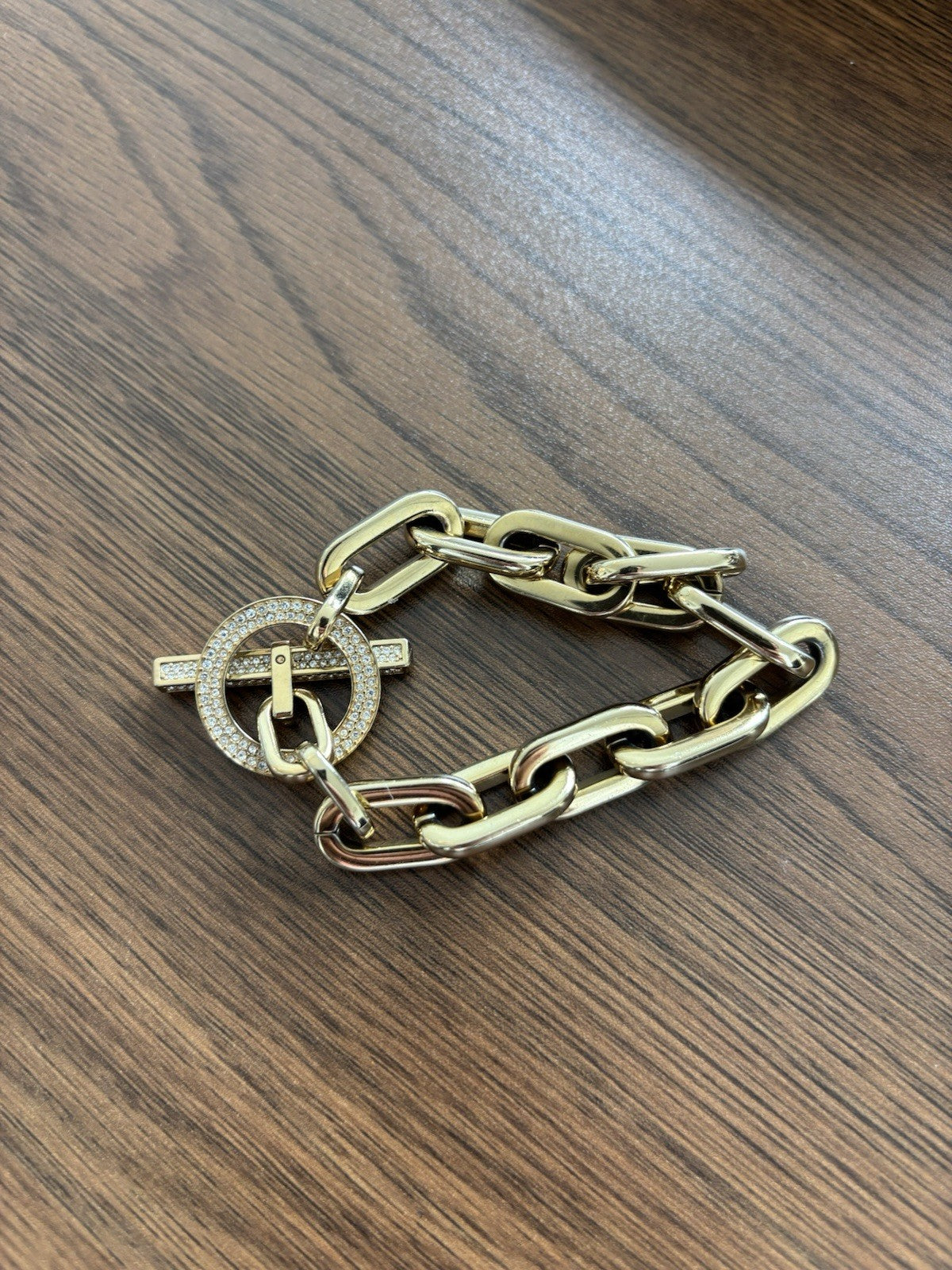 Designer MICHAEL KORS City Scape Gold Chain Crystal Toggle Bracelet Logo 8inch