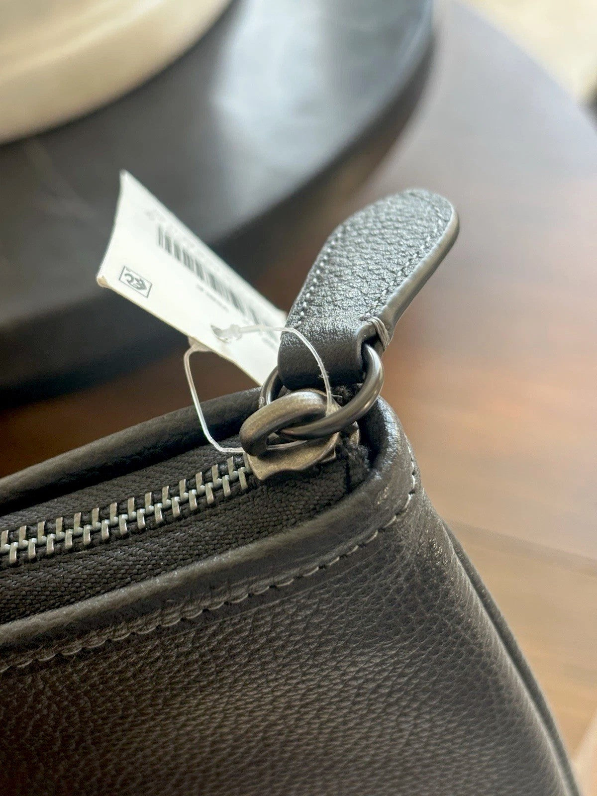 NWT COACH Essential Pouch 28 Black Pebble Leather Travel Case W/Coach Skull+Bow